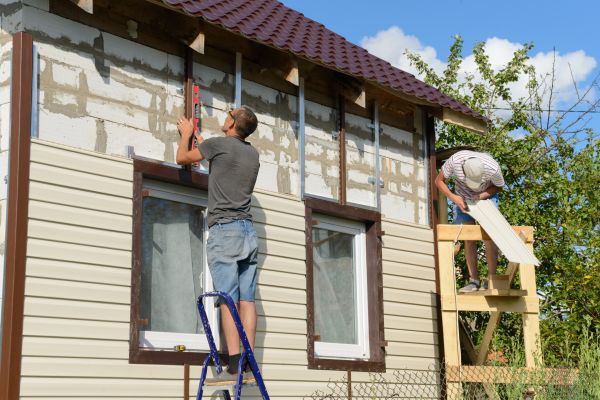 Cost of Handyman Siding Repair in Longmont