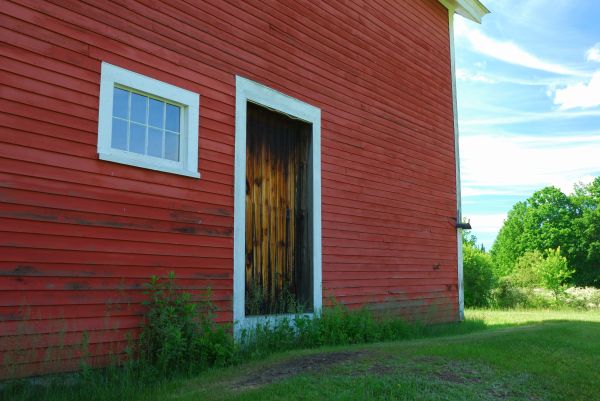 Wood Barn Siding Installation in Longmont